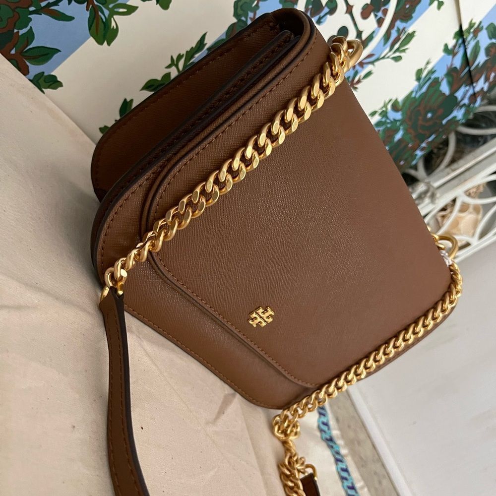 New π Tory Burch Emerson Flap - Picture 1 of 11